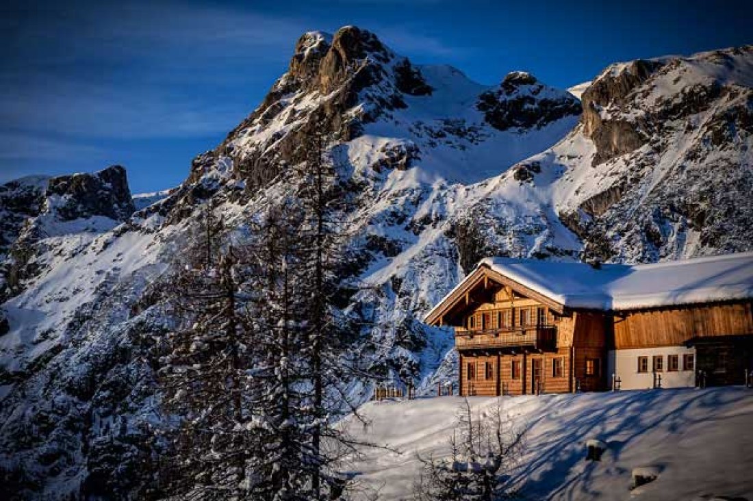 Almhütte buchbar im Winter direkt an der Skipiste