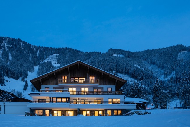 Apartmenthaus BergLeben Zaglauhof direkt an der Skipiste der Bergbahnen Werfenweng