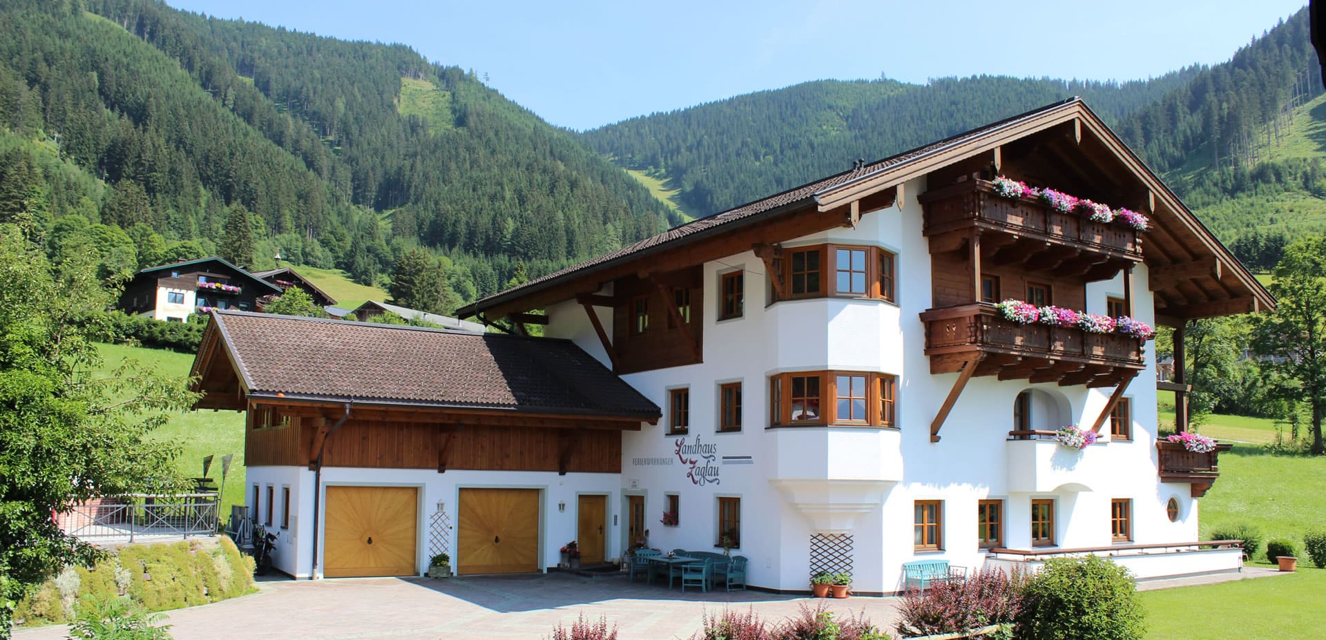 Ferienwohnungen direkt im Wander- und Paragleiterparadies von Werfenweng
