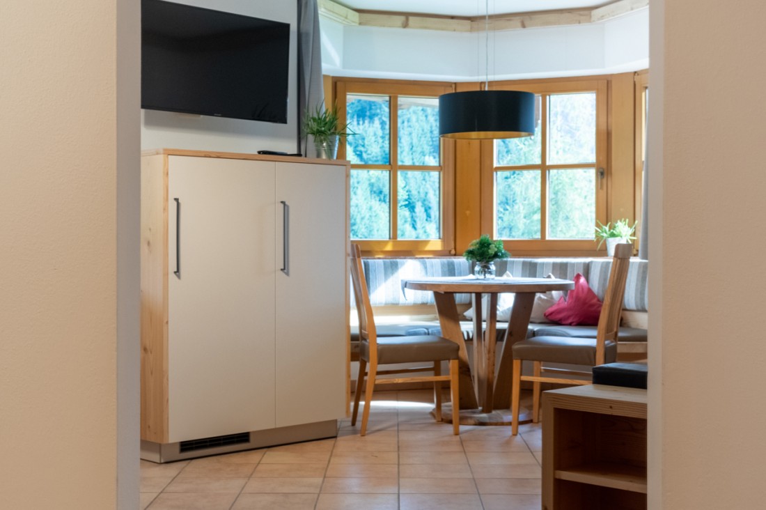 Ferienwohnung Hochthron mit gemütlicher Wohnküche mit Eker im Landhaus Zaglauhof