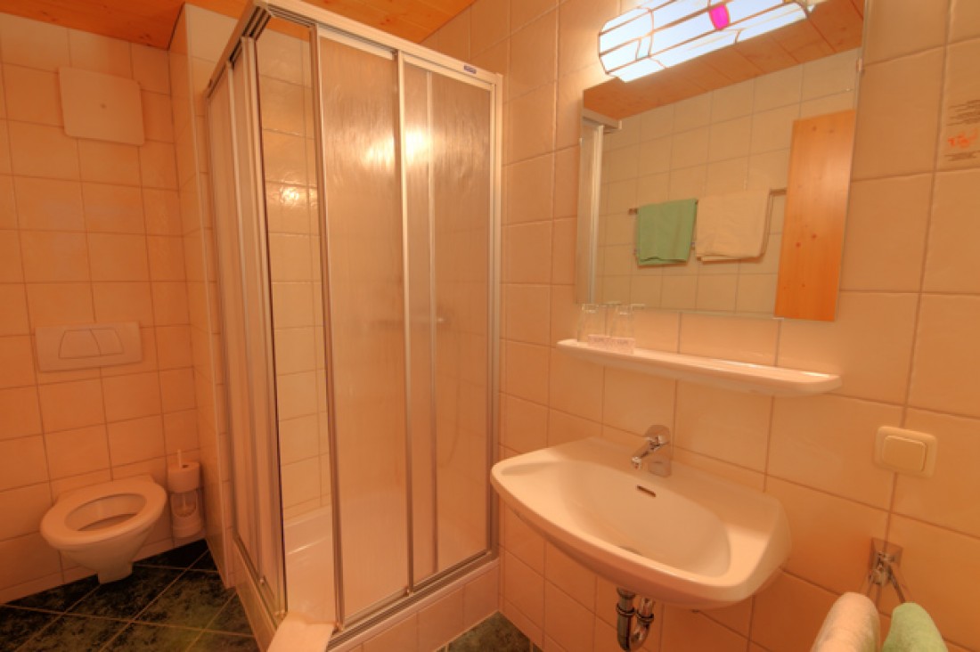 Badezimmer Liftstüberl Familienzimmer